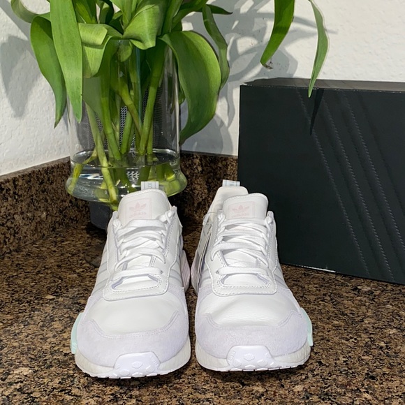 Adidas Risingstar x R1 men’s sneakers - Picture 2 of 4